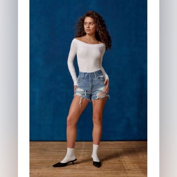 BDG Urban Outfitters Emma Long Sleeve Ribbed Off The Shoulder Top In White - Picture 3 of 4